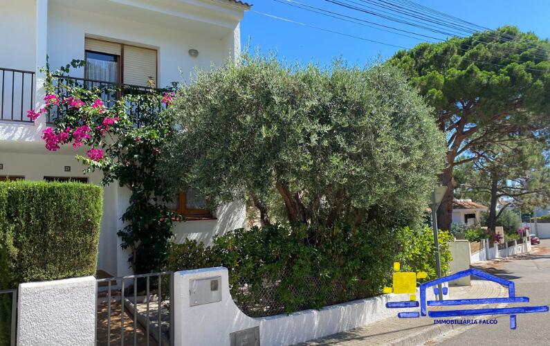 Haus -
                        Llançà -
                        3 Schlafzimmer -
                        6 Personen